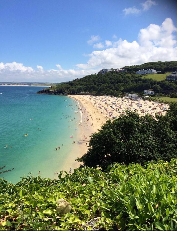 Above Porthminster Beach - "St James Rest" Is A Super Stylish Private Apartment - 2 Mins Walk Main Car Park & Station St Ives 외부 사진