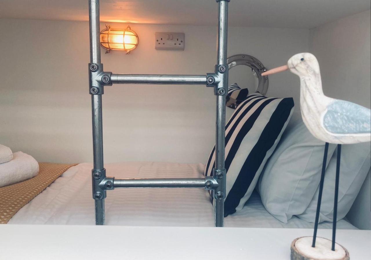 Above Porthminster Beach - "St James Rest" Is A Super Stylish Private Apartment - 2 Mins Walk Main Car Park & Station St Ives 외부 사진
